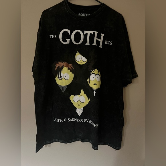 Black and Yellow Short Sleeve Tee with Whimsical Graphics - Picture 1 of 5